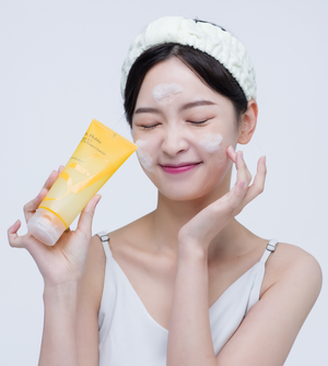 Haut 5.7 Gel to Foam Cleanser