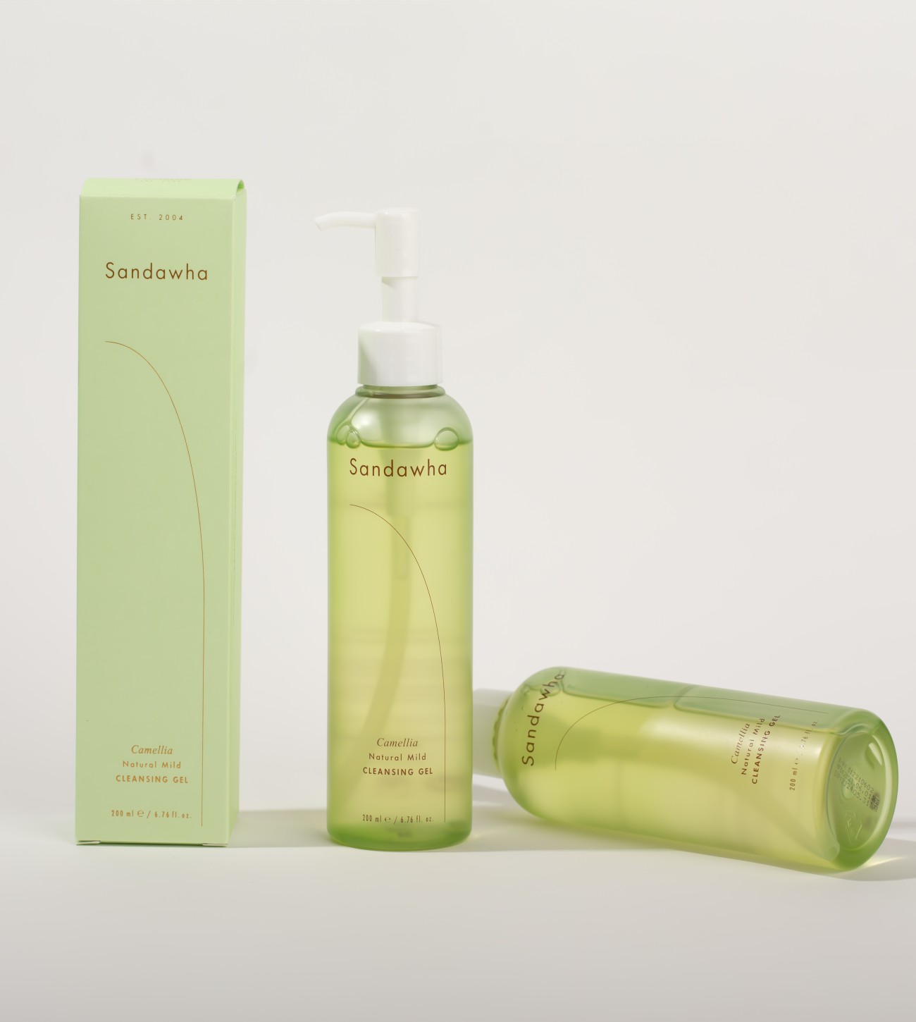 Natural Mild Cleansing Gel con caja