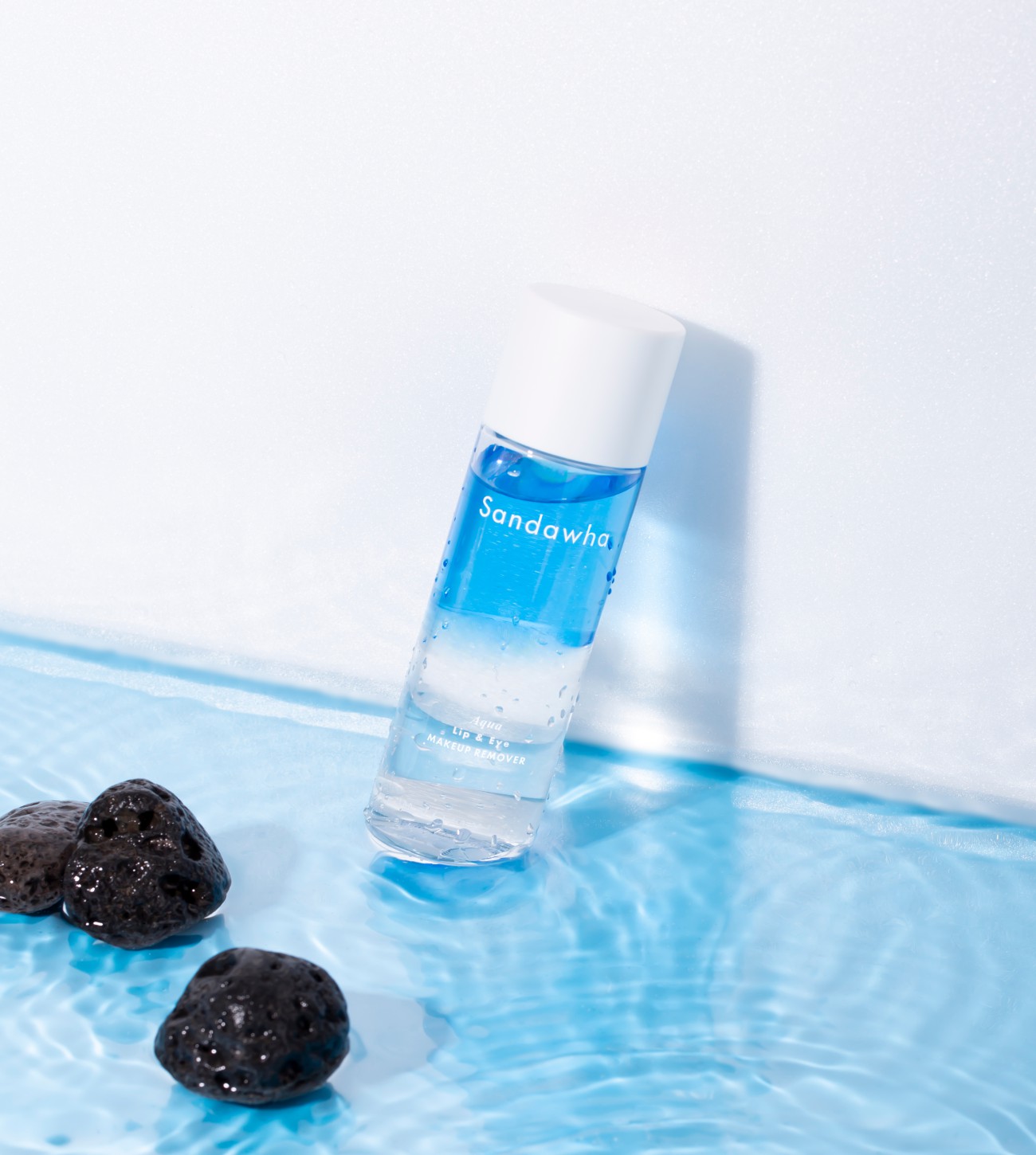 Aqua Lip & Eye Makeup Remover con agua