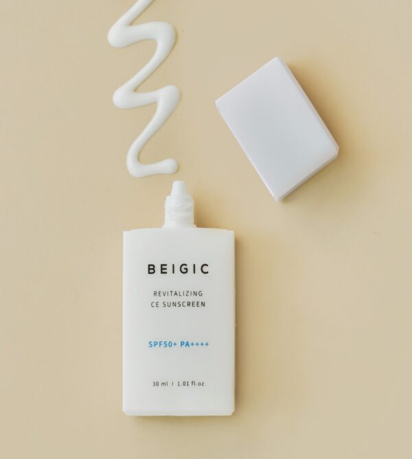 Revitalizing CE Sunscreen con textura