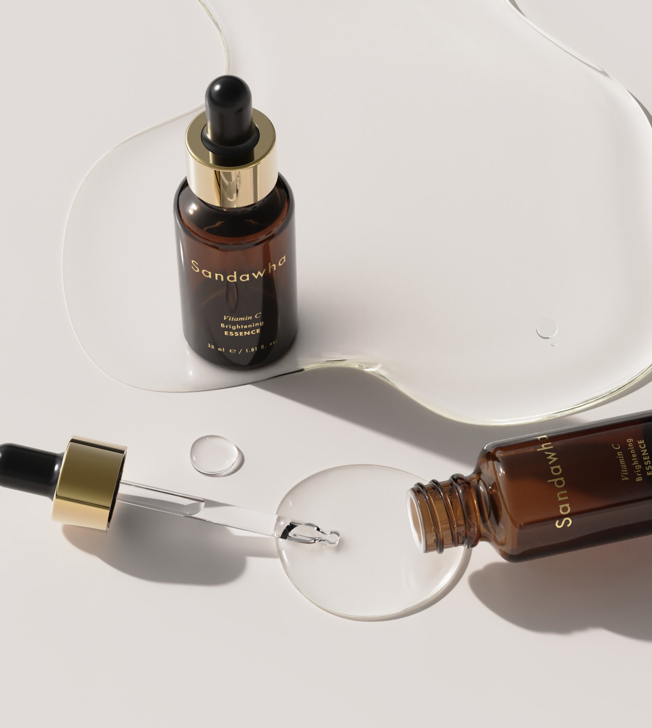Vitamin C Brightening Essence con gotas.