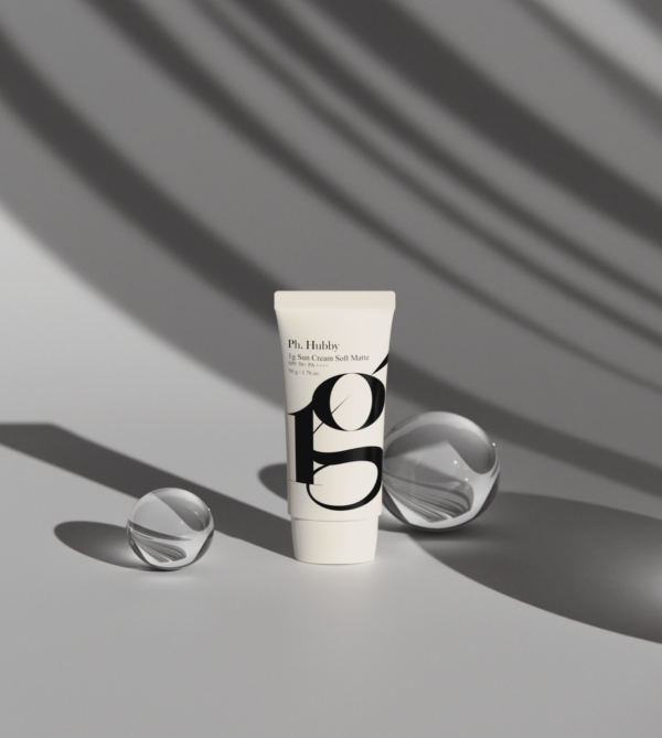 Sun Cream Soft Matte con bolas.